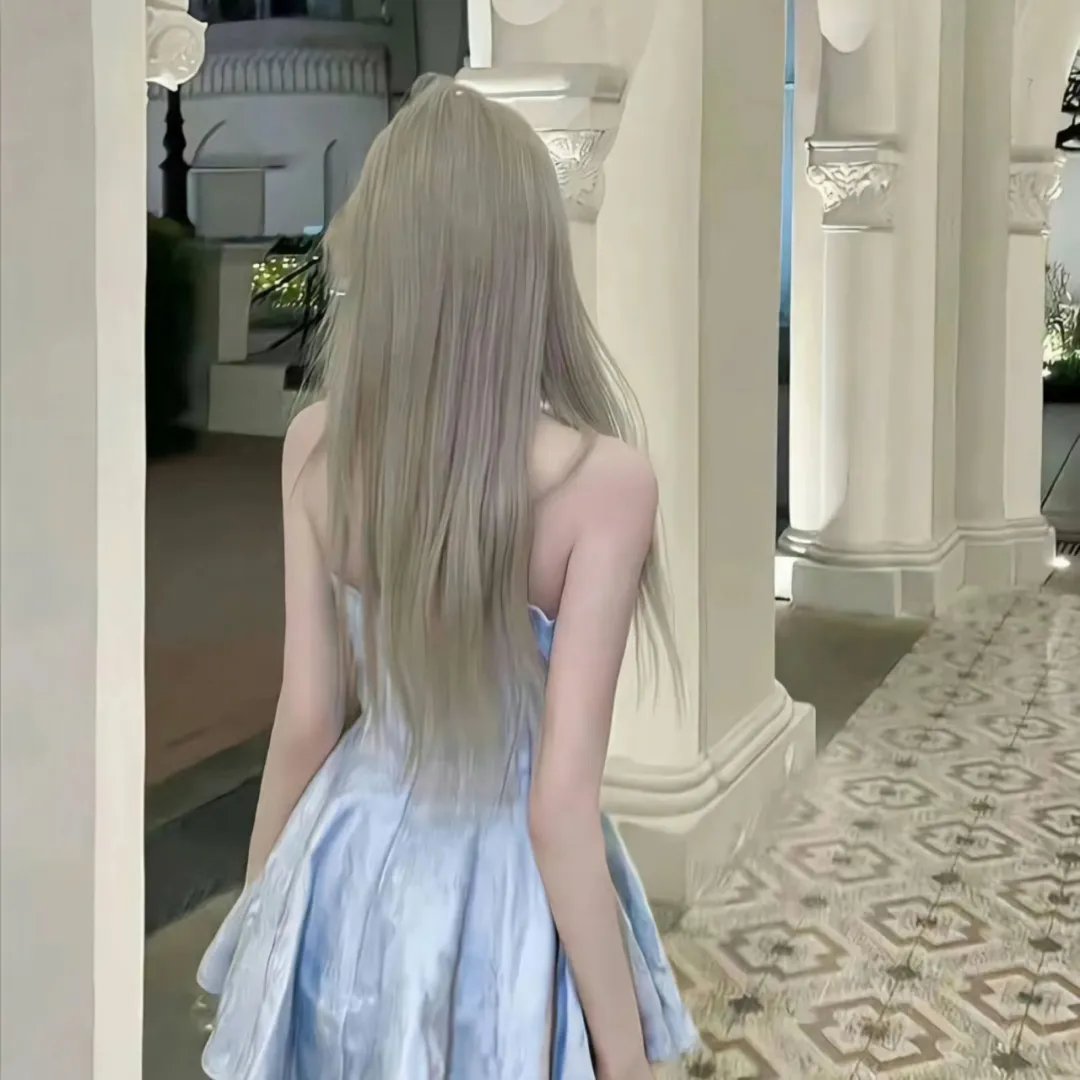 女魔